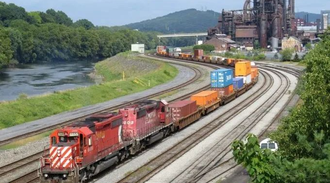 1657766755476206.png 加拿大航线最新情报 | 铁路罢工影响逐步缓和,目的港塞港与铁路转运排队仍是主要痛点!